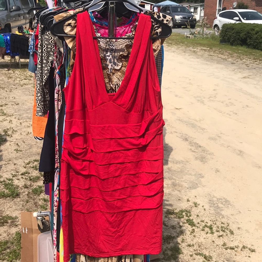 Red Torrid Dress Size 2 (18/20)